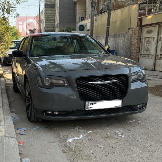 كرايسلر 300